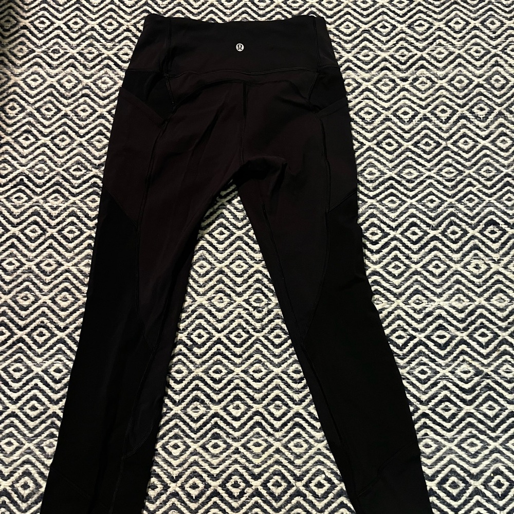 Size 8 Black Lululemon Leggings with side pockets